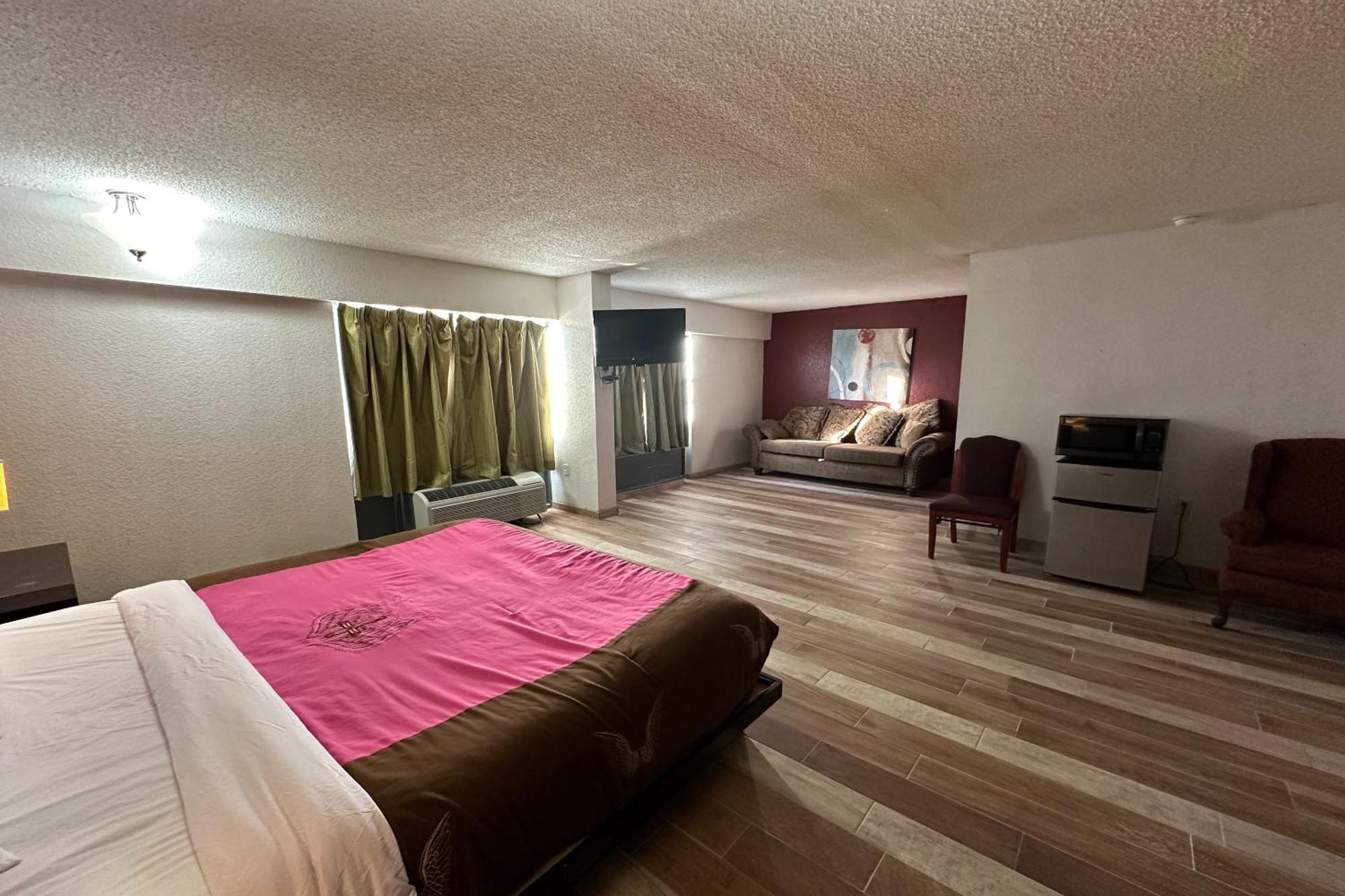 River Valley Inn And Suites I-40 ฟอร์ตสมิธ ภายนอก รูปภาพ